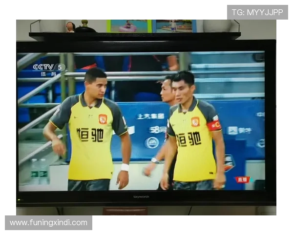 24号深圳足球比赛直播全程回顾与精彩瞬间分析